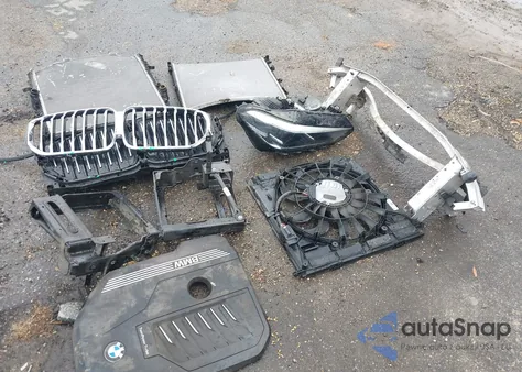 2020 BMW X5 Sdrive40I z USA, uszkodzony, nr VIN 5UXCR4C09LLE30376